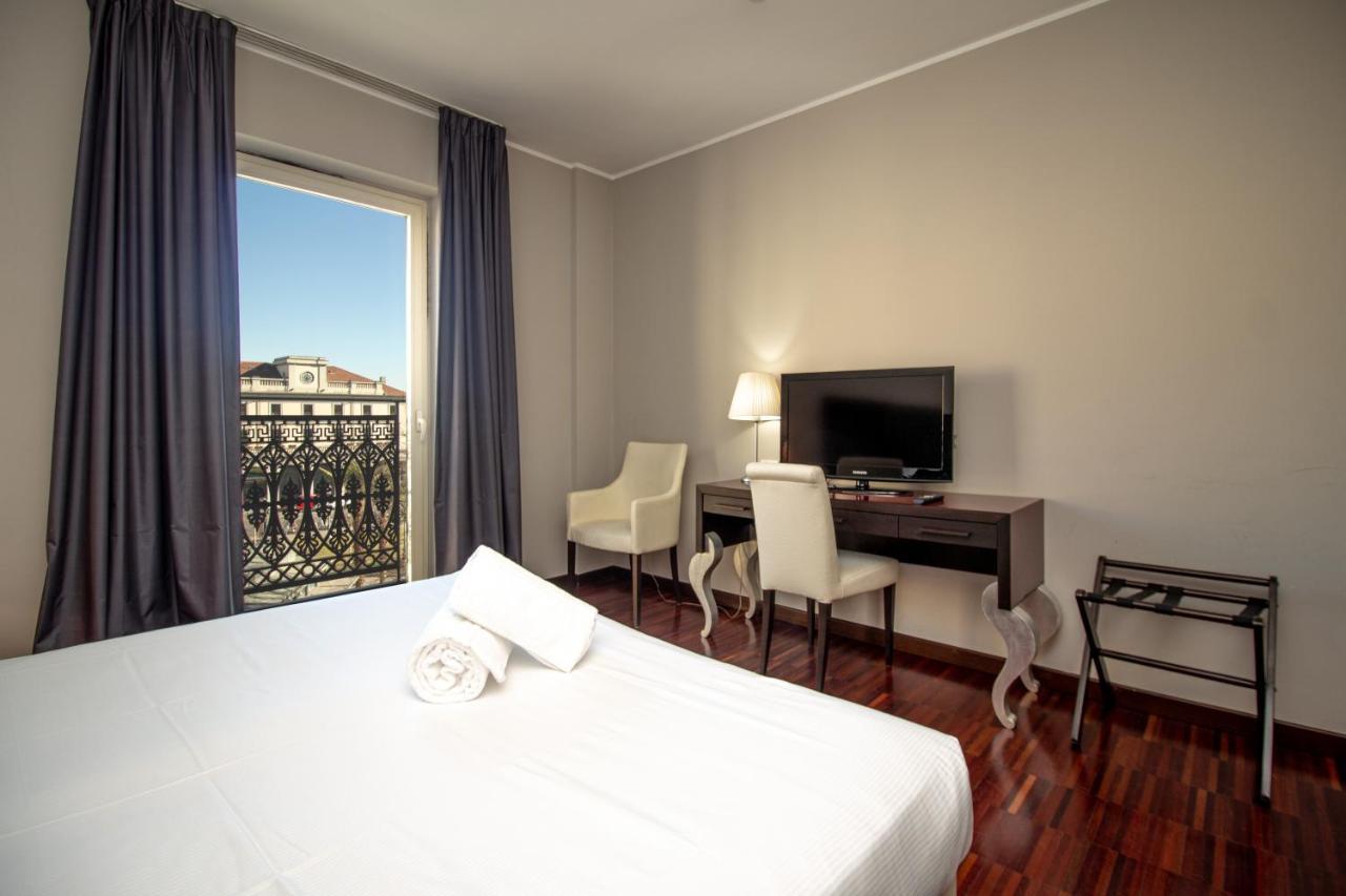 Hotel Cavour By Lvg Hotel Collection Novara Esterno foto