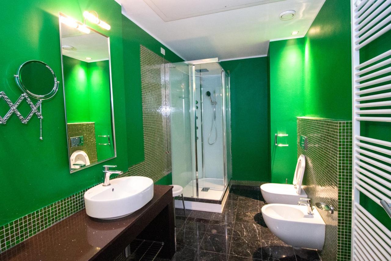 Hotel Cavour By Lvg Hotel Collection Novara Esterno foto