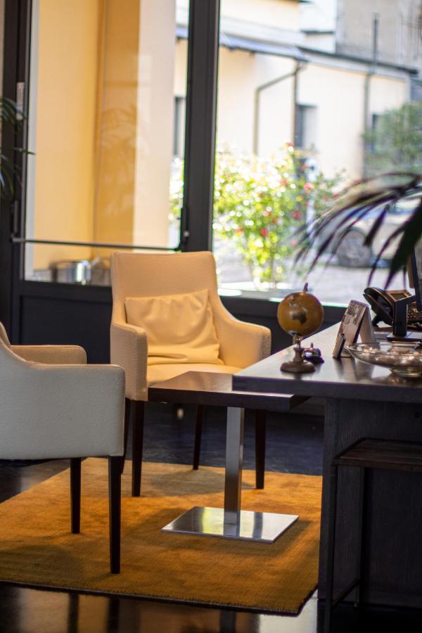 Hotel Cavour By Lvg Hotel Collection Novara Esterno foto