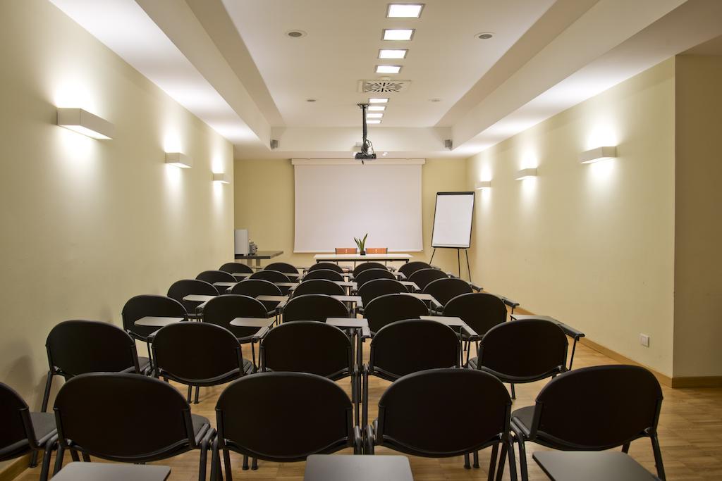 Hotel Cavour By Lvg Hotel Collection Novara Esterno foto